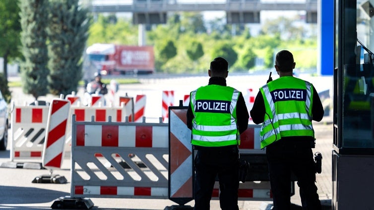 Alemania retoma las deportaciones de inmigrantes irregulares a Grecia