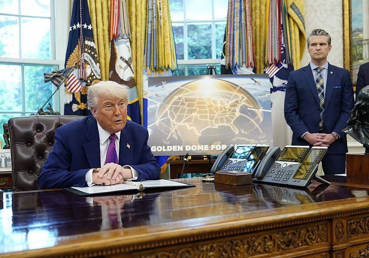 Donald Trump durante la presentación de la Cúpula dorada