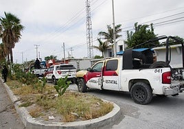 México detiene a 17 presuntos sicarios relacionados con el ataque a militares en Michoacán por la explosión de una mina antipersona