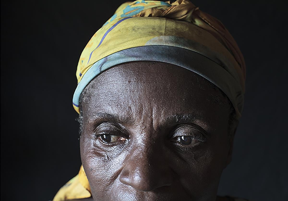 Goma, República Democrática del Congo. Retrato de una mujer superviviente de violencia sexual en un centro de atención para víctimas de agresiones en conflicto. Estos espacios, fundamentales en la respuesta humanitaria, eran sostenidos en parte por fondos de Usaid. Su retirada compromete la continuidad del apoyo especializado