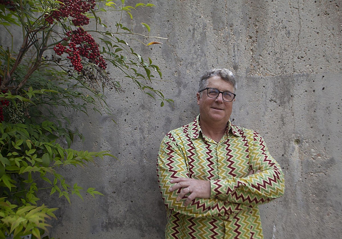 Para el experto sudafricano, existen tres posibles escenarios para Kiev: continuar la guerra en una dinámica de desgaste; establecer un armisticio al estilo coreano o adoptar un modelo como el israelí, con treguas intermitentes en un estado de guerra latente