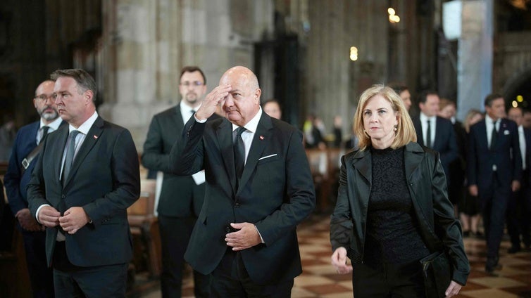 Austria sube la edad mínima de la ley de armas tras la masacre en Graz