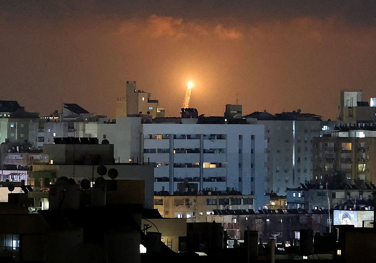 Irán e Israel intercambian ataques por sexto día consecutivo desde el inicio de la guerra el pasado viernes