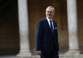 El Gobierno checo sobrevive a la cuarta moción de censura por presunta financiación irregular