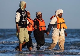 Francia necesitará 300.000 nuevos migrantes para «atender» las necesidades laborales