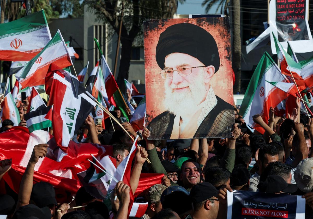 Manifestaciones en Bagdad (Irak), en apoyo al ayatolá Alí Jamenei y a Irán