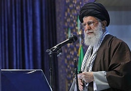 Operación 'Anuncio de Victoria': Irán responde al ataque de Trump lanzando misiles contra la base militar de EE.UU. en Qatar