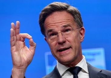 Rutte ampara el ataque de EE.UU. contra Irán y asegura que se ajusta al Derecho Internacional