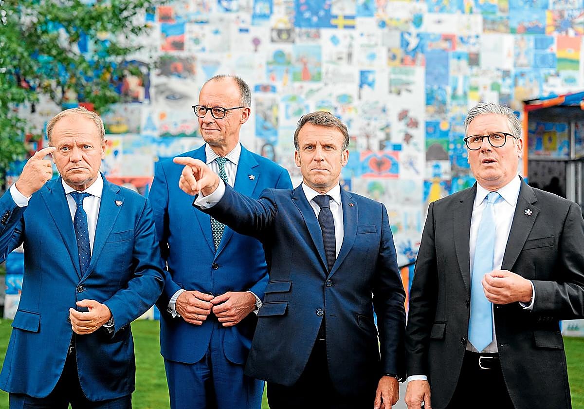 Zelenski, Macron , Merz , Starmer y Tusk hablan con Trump desde Kiev