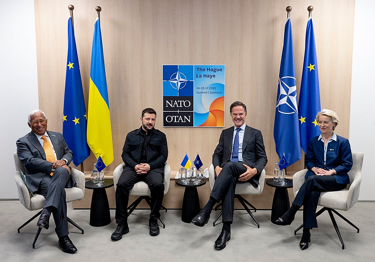 Encaje de bolillos de la OTAN para apoyar a Zelenski sin romper el acercamiento de Trump a Putin