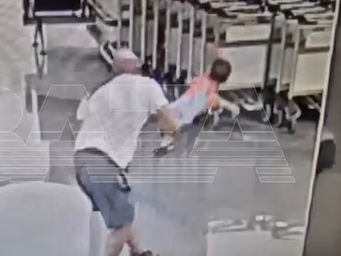 Un turista lanza a un bebé de 18 meses contra el suelo y lo deja en coma en el aeropuerto de Moscú