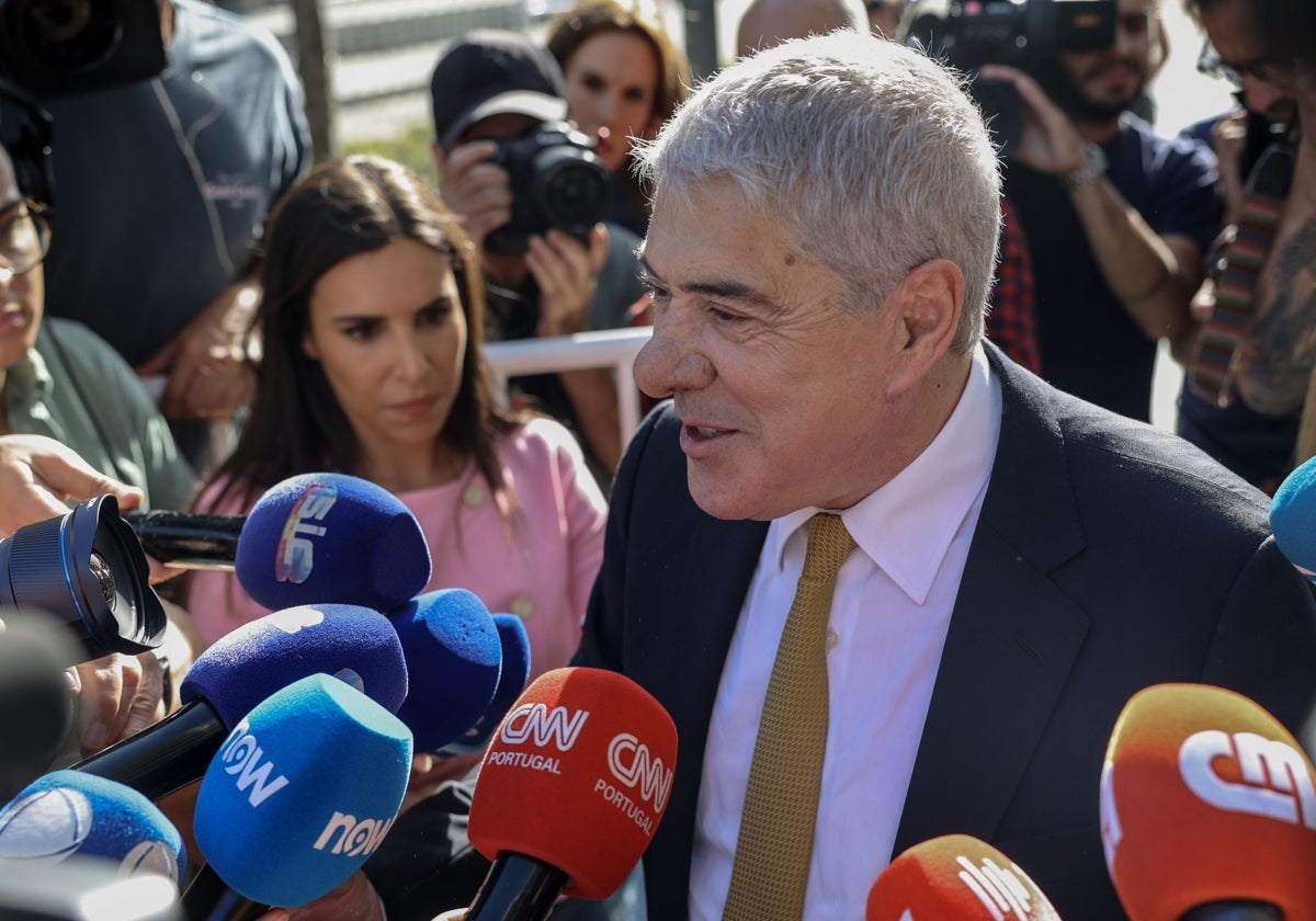 El ex primer ministro de Portugal José Sócrates, a su llegada al Tribunal Penal Central de Lisboa