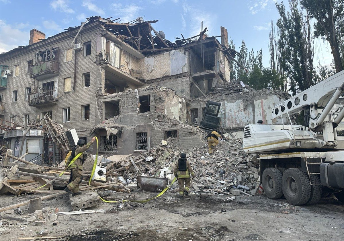 Bombardeo contra un edificio civil que causó cuatro muertos en Kramatorsk
