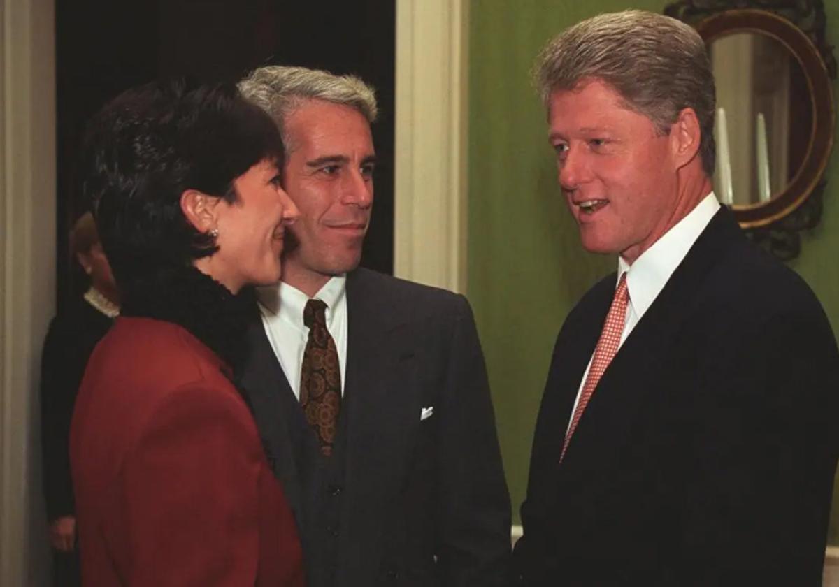 Bill Clinton junto a Jeffrey Epstein