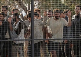 El Parlamento de Grecia aprueba la expulsión sin derecho de asilo para los inmigrantes irregulares
