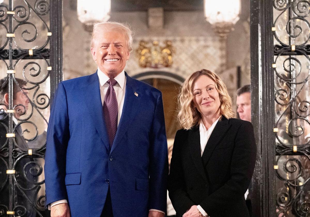 Donald Trump recibió a la primera ministra de Italia, Georgia Meloni, en Florida (Estados Unidos) en enero