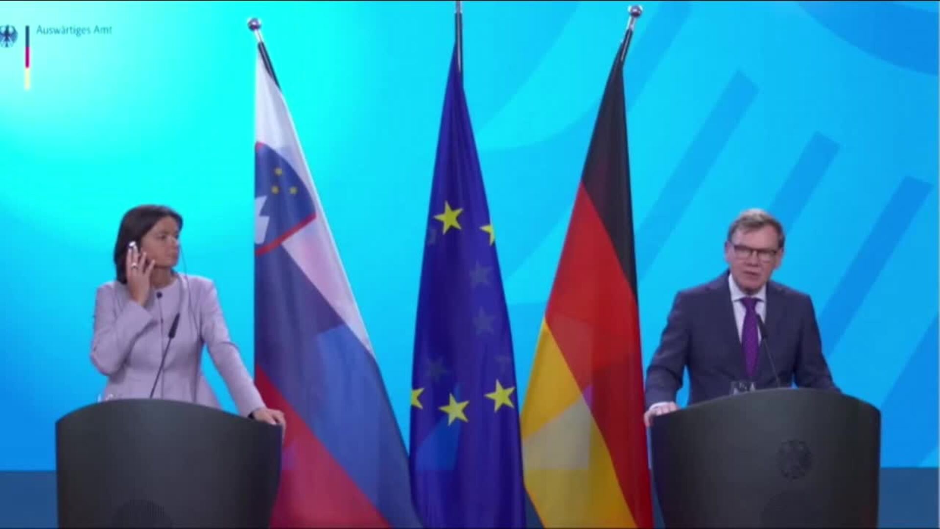 Berlín dice que 18 paquetes de sanciones a Rusia se aprobará rápido pese a bloqueo eslovaco