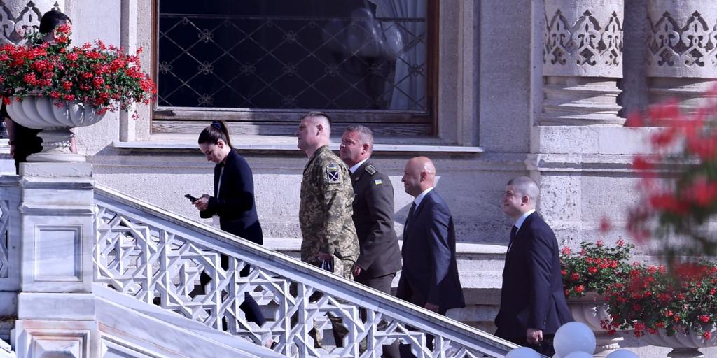 Delegaciones de Ucrania y Rusia se reúnen por tercera vez en Estambul con pocas esperanzas de acuerdo