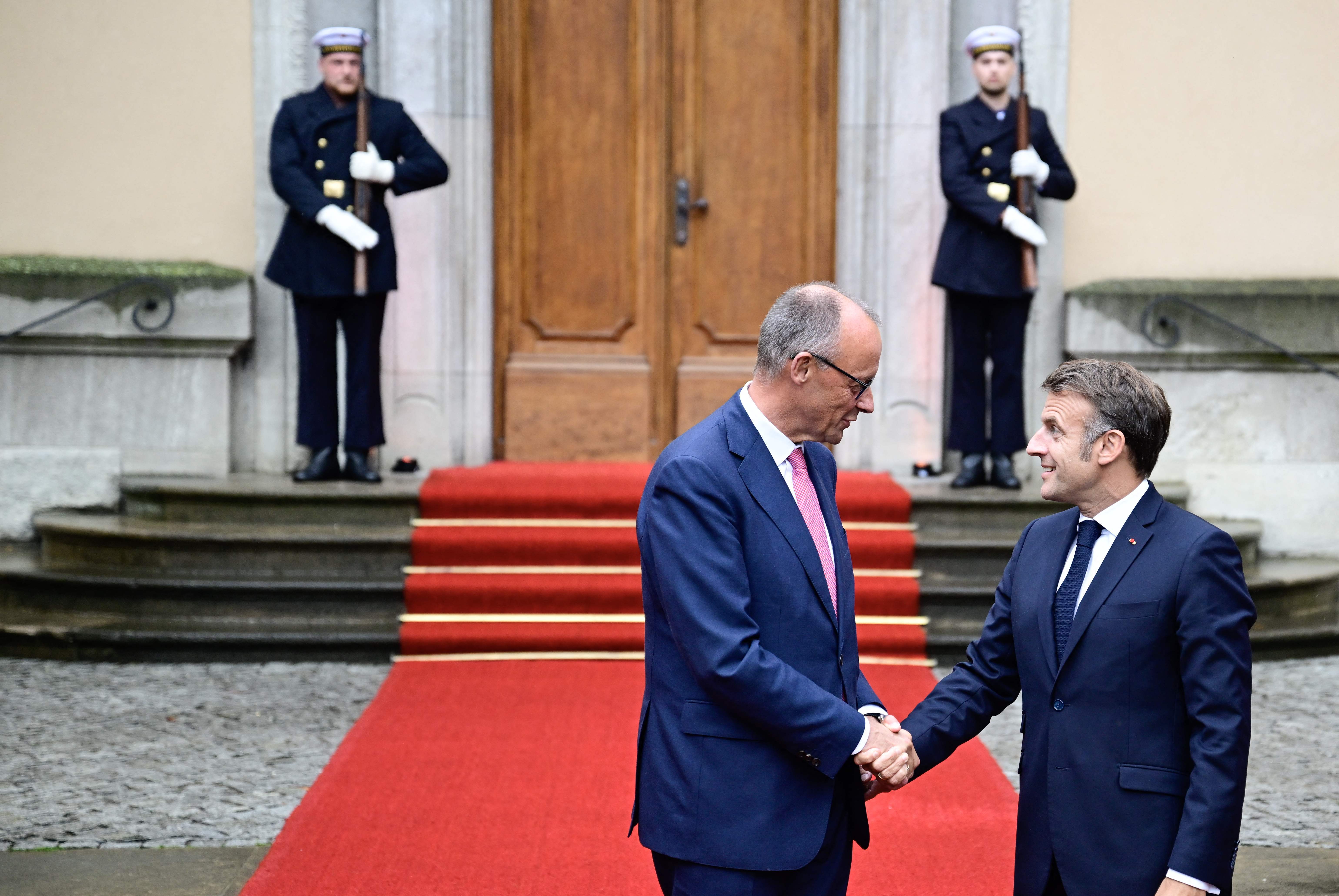 El eje franco-alemán se refuerza para hacer frente a Trump y Putin
