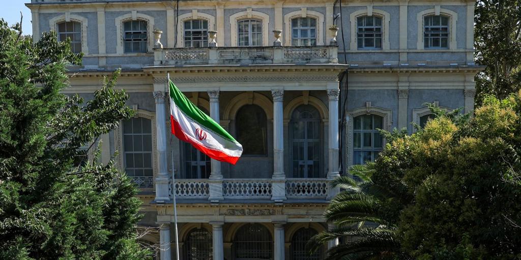 Irán se reúne con Alemania, Reino Unido y Francia ante las amenazas de reactivar las sanciones de la ONU