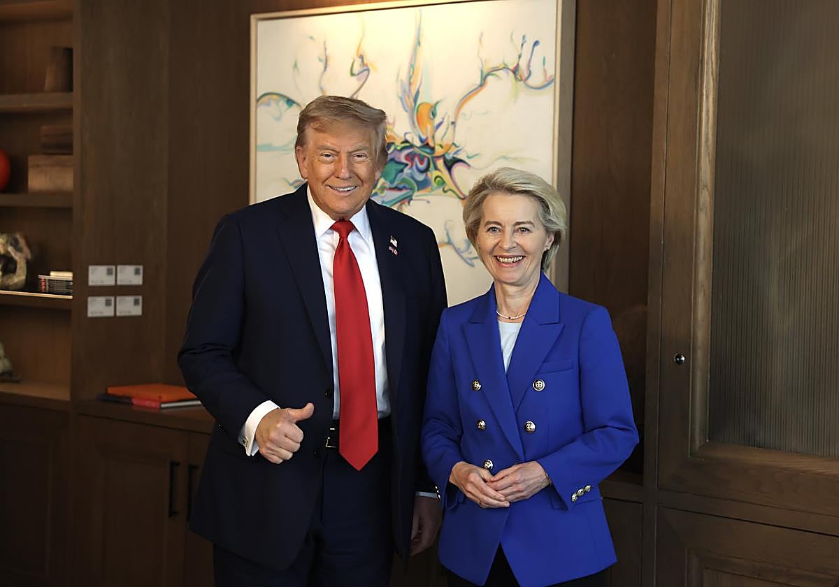 El presidente de EE.UU., Donald Trump, y la presidenta de la Comisión Europea, Ursula Von der Leyen.