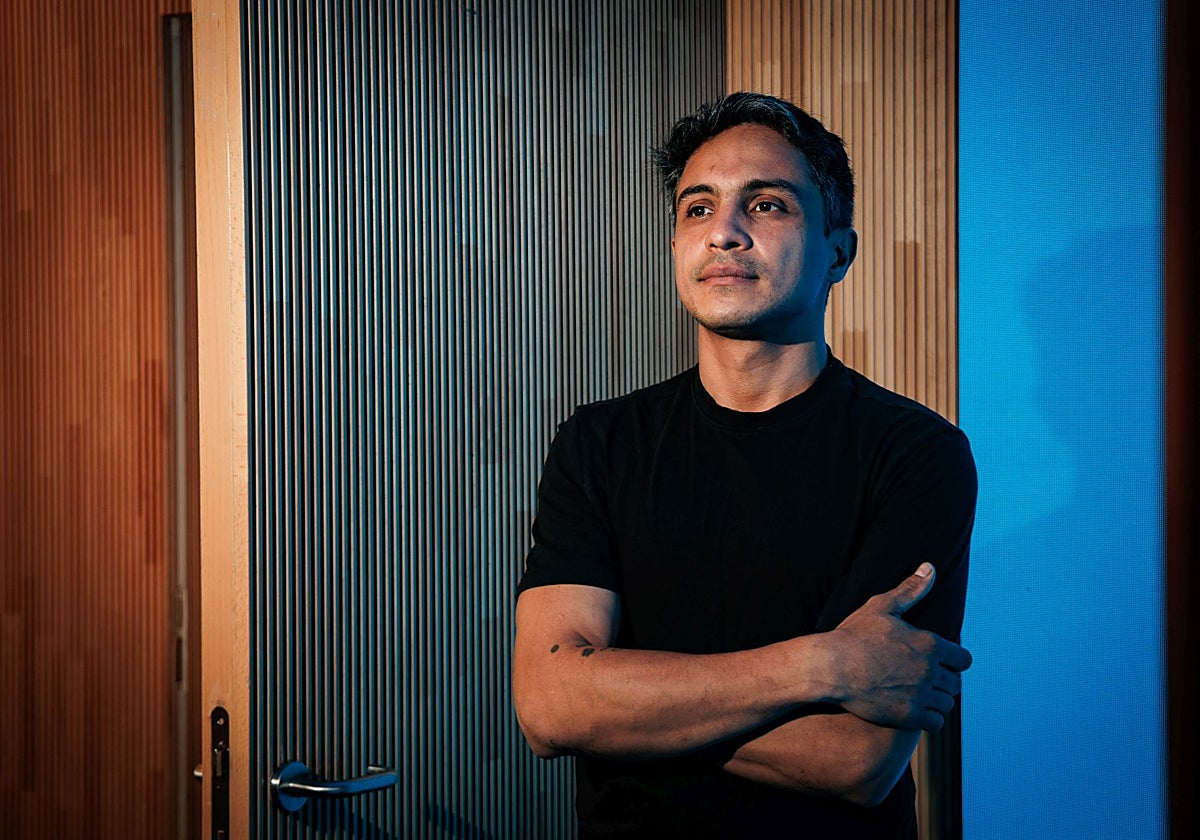 Saleh sostiene que España podría hacer más por la causa venezolana, impidiendo que el dinero del chavismo siga blanqueándose impunemente