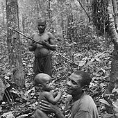 Los baaka: el corazón que aún late en la selva africana