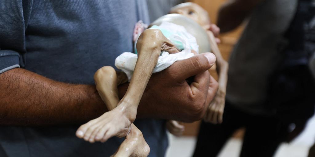 La ONU advierte de que la ayuda humanitaria que entra en Gaza es solo «una gota en un océano»