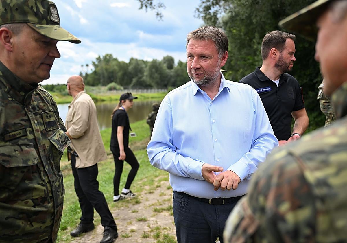 El ministro del Interior polaco, Marcin Kierwinski, prolonga los controles fronterizos previstos hasta el 4 de octubre