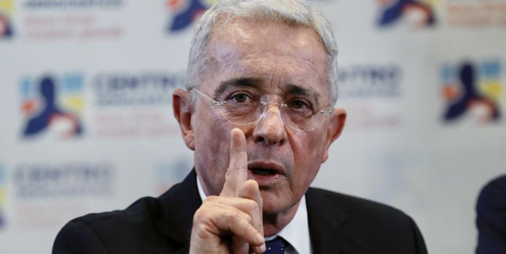 La Justicia le niega la libertad provisional al expresidente colombiano Uribe Vélez