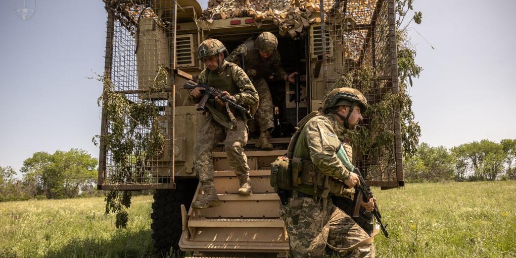En el búnker de la primera línea de defensa ante Rusia