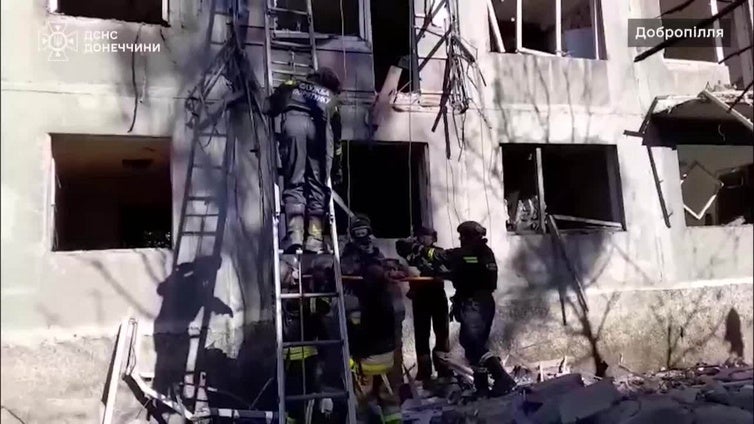 Ataques rusos causan cinco muertos civiles en la región de Donesk en las últimas 24 horas