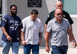 Estados Unidos pretende deportar a Uganda al salvadoreño Kilmar Abrego tras dejarlo en libertad