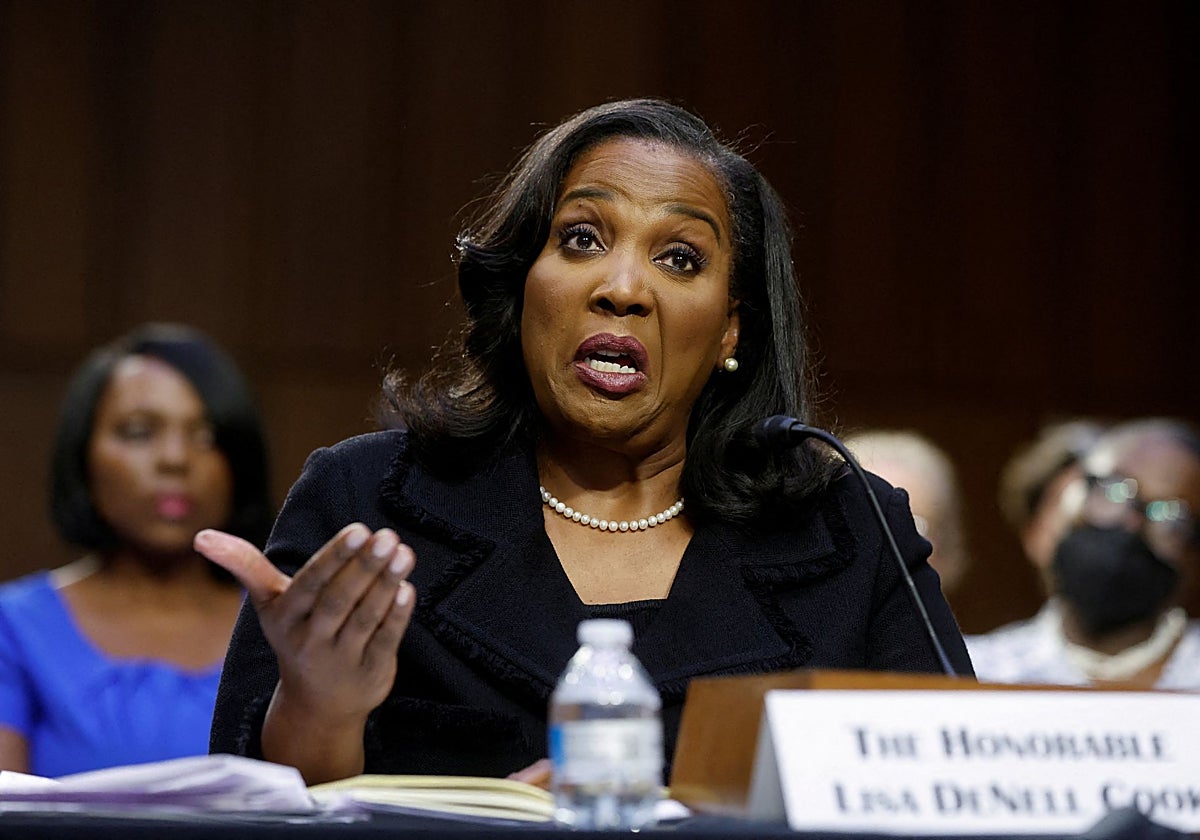 La gobernadora de la Reserva Federal, Lisa Cook