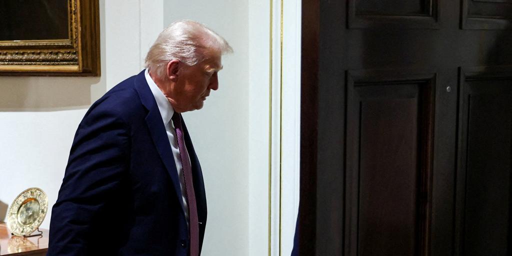 Una juez bloquea la expansión de las deportaciones exprés de Trump