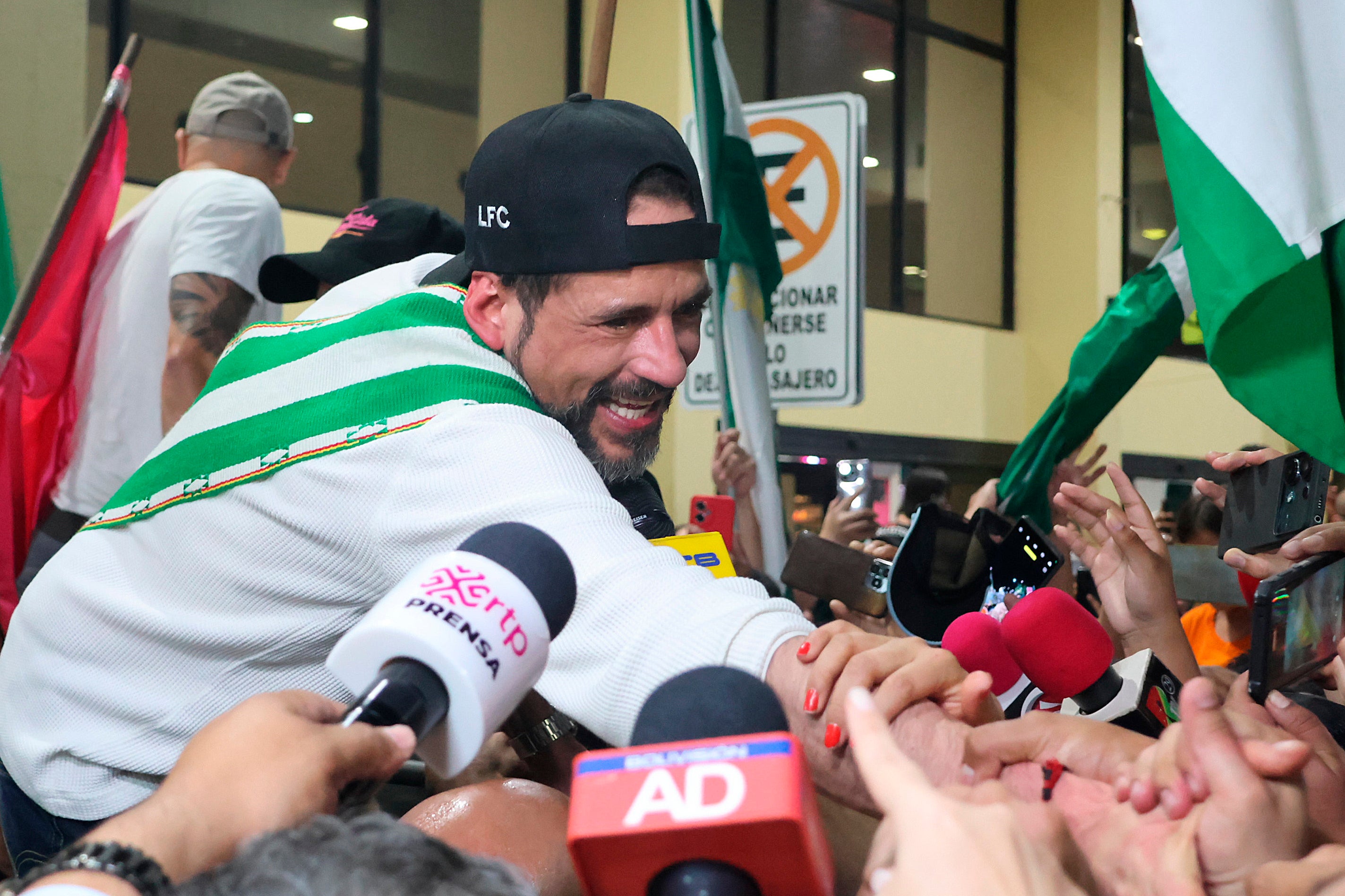 Liberan a Luis Fernando Camacho, gobernador de Santa Cruz y líder cívico de las protestas de 2019 contra Evo Morales