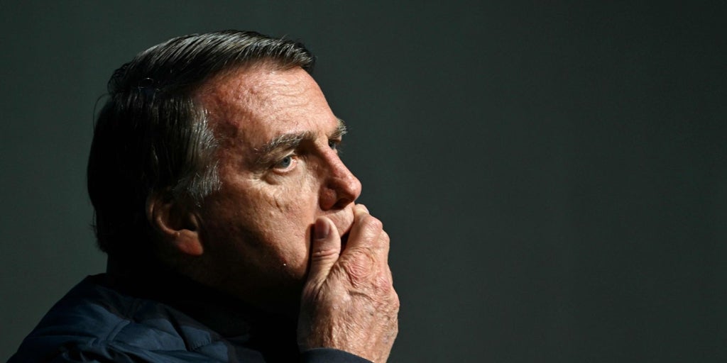 El juez instructor acusa a Bolsonaro de haber buscado instalar una «dictadura» en Brasil