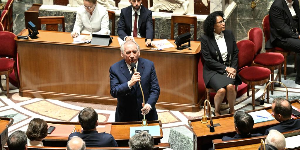 Cae el Gobierno de François Bayrou en Francia tras no superar la moción de confianza