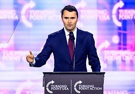 El sospechoso sigue fugado, pese a la publicación de imágenes y una recompensa de 100.000 dólares