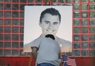 Oleada de despidos en EE.UU. por celebrar la muerte del activista pro-Trump