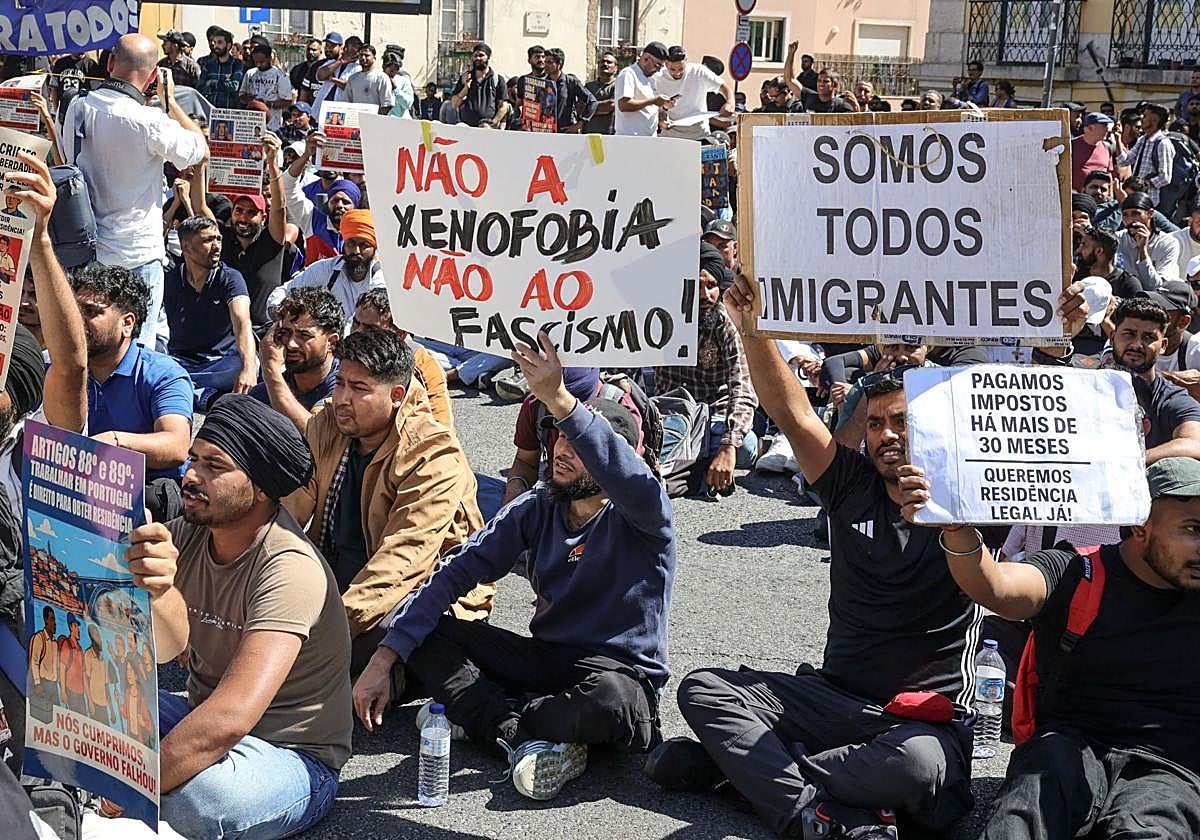 Inmigrantes salen a protestar en Lisboa contra la nueva ley de extranjería