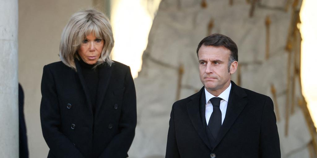 Los Macron presentarán pruebas científicas para demostrar que Brigitte es una mujer