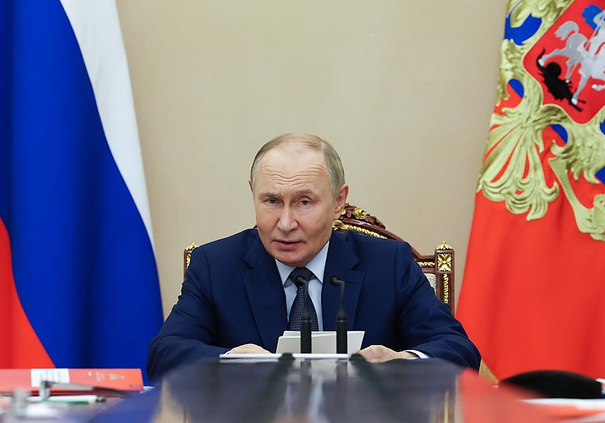 El presidente de Rusia, Vladimir Putin, en la reunión del Consejo de Seguridad Nacional del Kremlin este lunes
