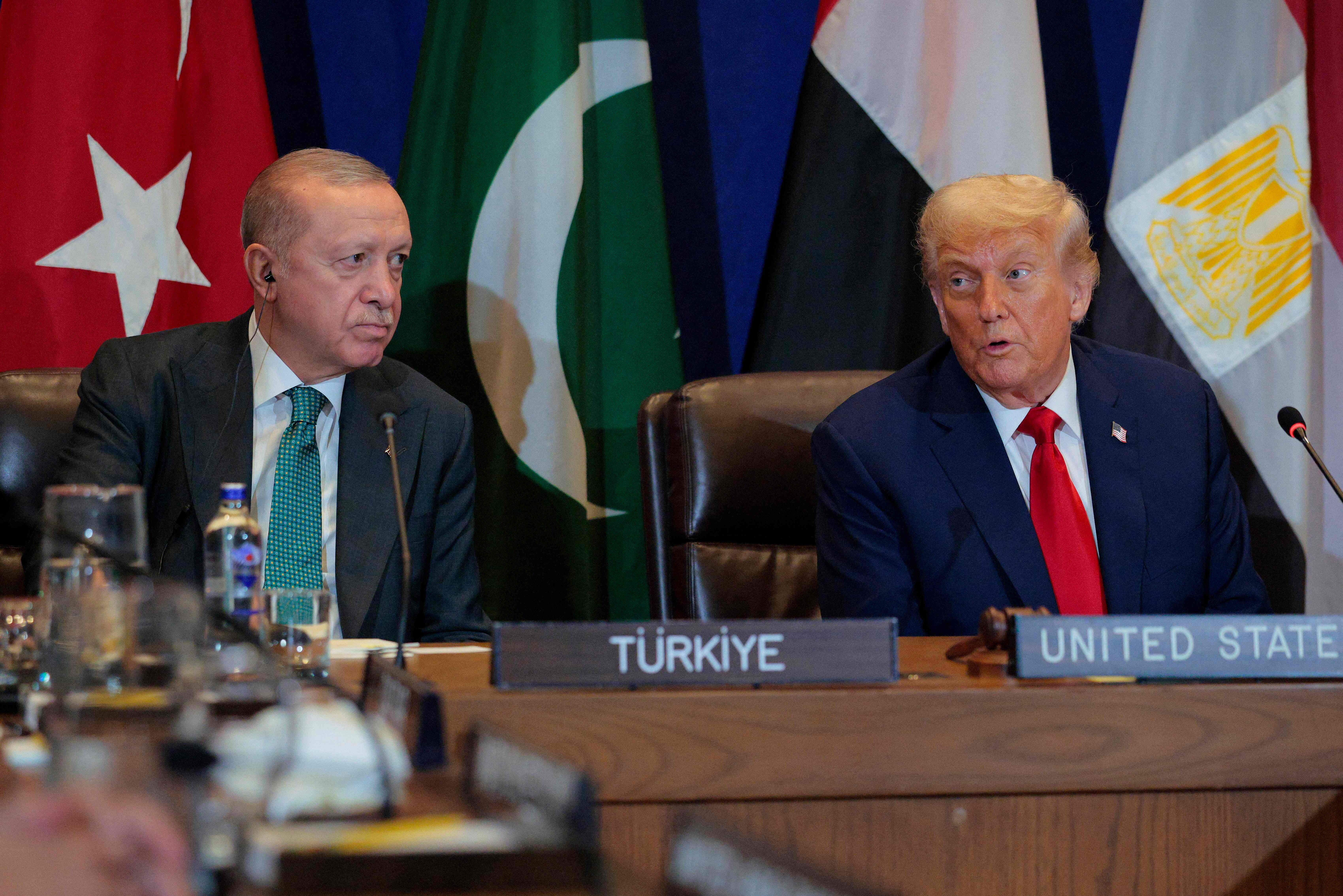 El presidente de Turquía, Recep Tayyip Erdogan, junto al de EE.UU., Donald Trump.