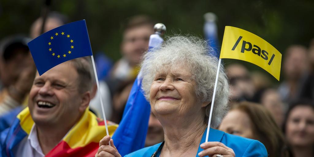 Moldavia acude a las urnas bajo la sombra de la injerencia rusa