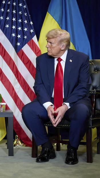El presidente de EE.UU., Donald Trump, se reunió con su homólogo ucraniano, Volodímir Zelenski, en los márgenes de la Asamblea General de la ONU