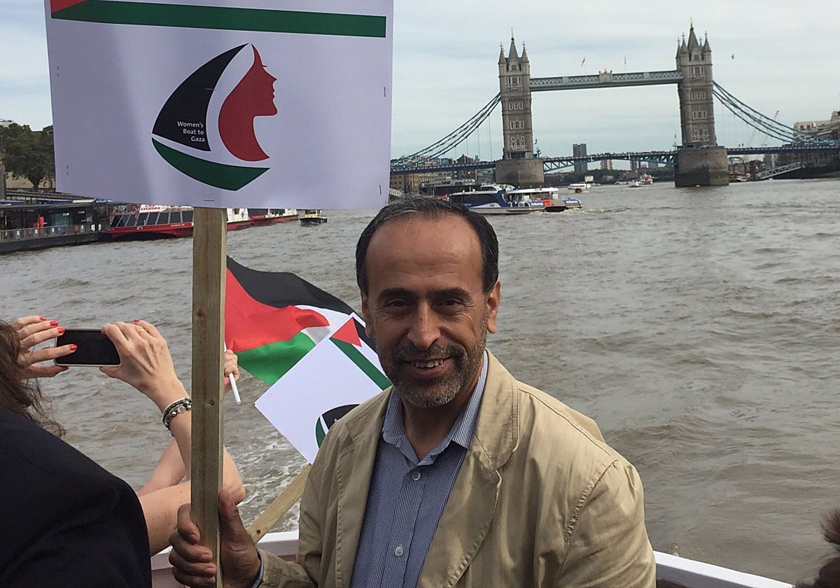 Birawi es uno de los miembros fundadores de la Coalición de la Flotilla de la Libertad