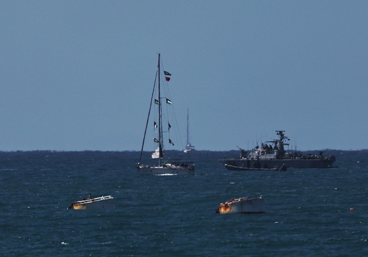 La flotilla Global Sumud siendo interceptada por Israel