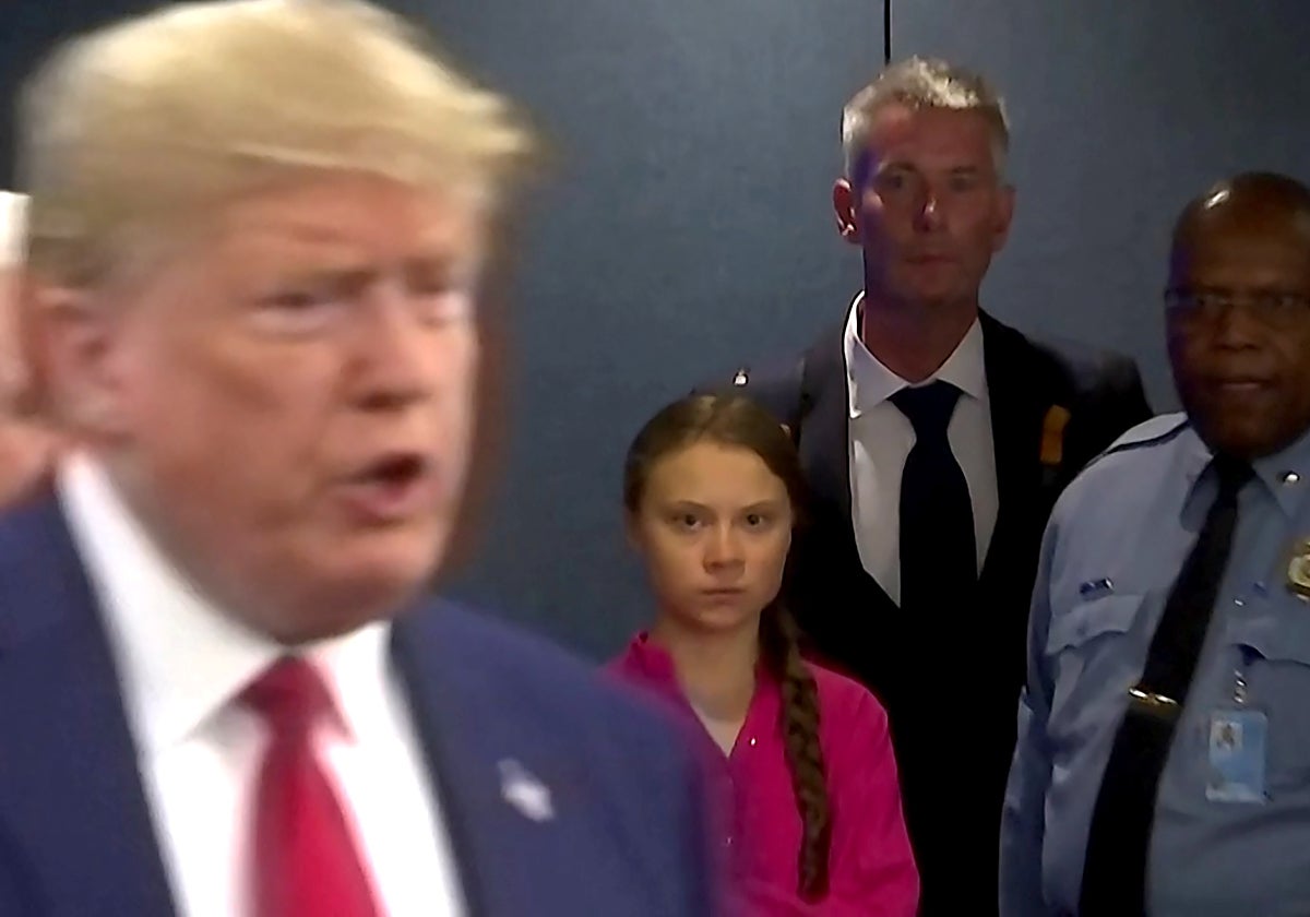 Greta Thunberg observa la entrada de Donald Trump en las Naciones Unidas en el año 2019