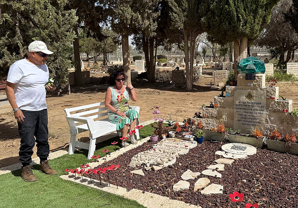 Tumba de Dafna Garkovich y su marido, Iván Illarramendi